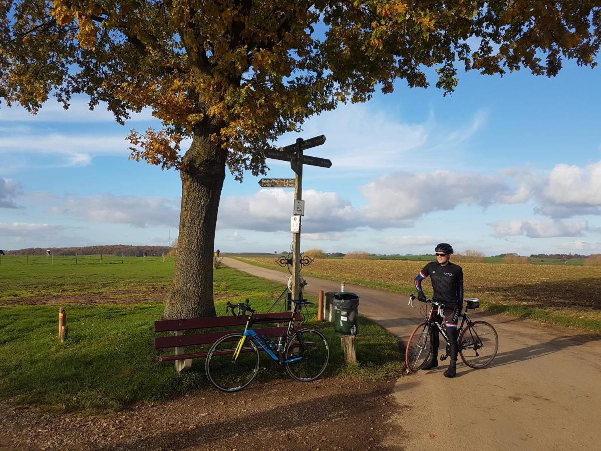 Bike B&B Brakke Berg Berg en Terblijt Eksteriør bilde